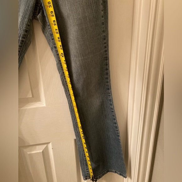 Jeanstar flare leg jeans with stonewashed look: good condition - Picture 10 of 12